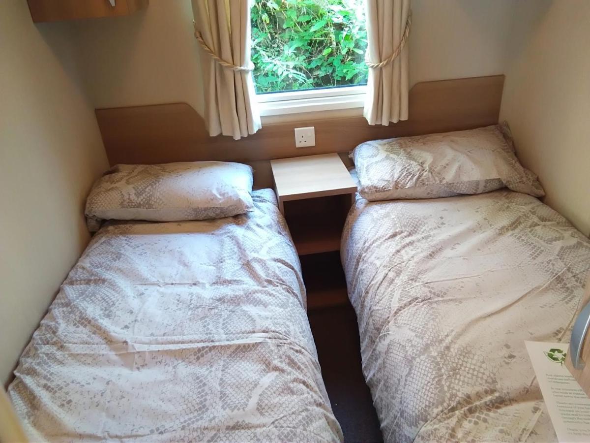 Campsite Hendre Coed Isaf Static Caravan *